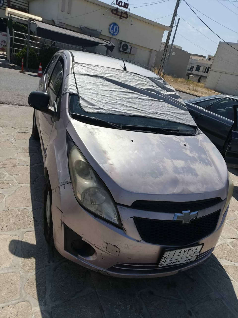 سياره للبيع شوفرليت سبارك فول كير عادي طخم جديد تبريد تايرات وباتري جداد السياره جاهزه ما ناقصها شي 
***********
*********** موصل, نينوى
