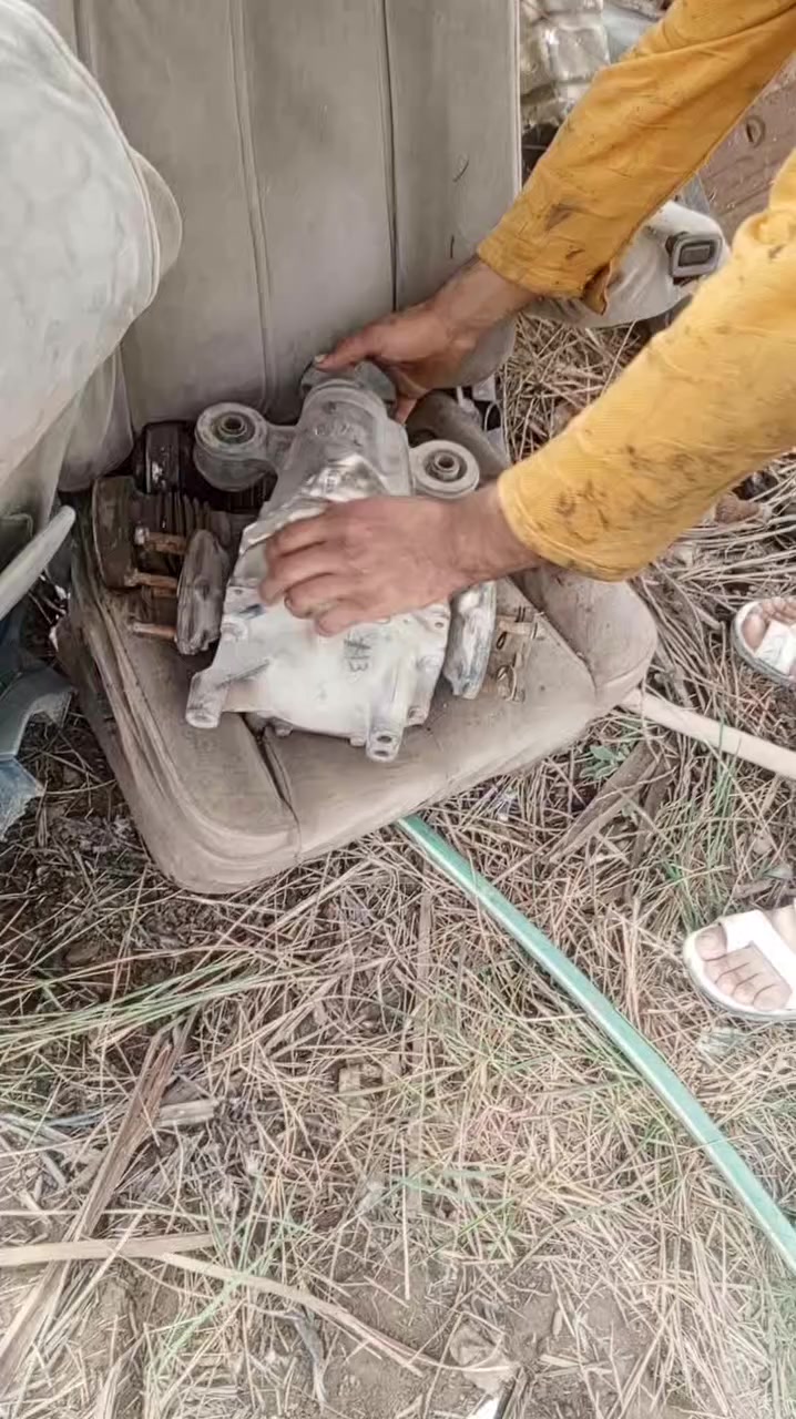 اكسل ملكه وشرط حاويه اكفله حاويه ومامشدود جبته احوره لسياره ومارهم وماقبل يرجعه امانة الله مكاني بابل جبله
سعره150 الف وبيها مجال ***********
