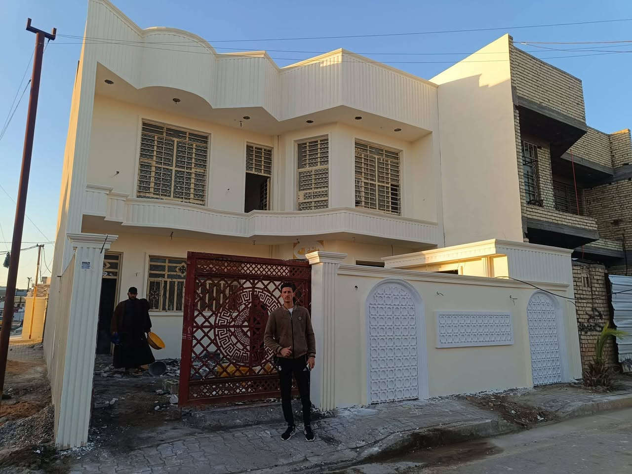 يوجد لدينا كادر اللعمل الواجهيات 
و كادر صبغ الواجهيات 
كادر لبخ 
شغل درجه اولى 
ليس الوحيدون والكن الأفضل 
لاستفسار الاتصال على الرقم 
***********
او المراسله خاص
