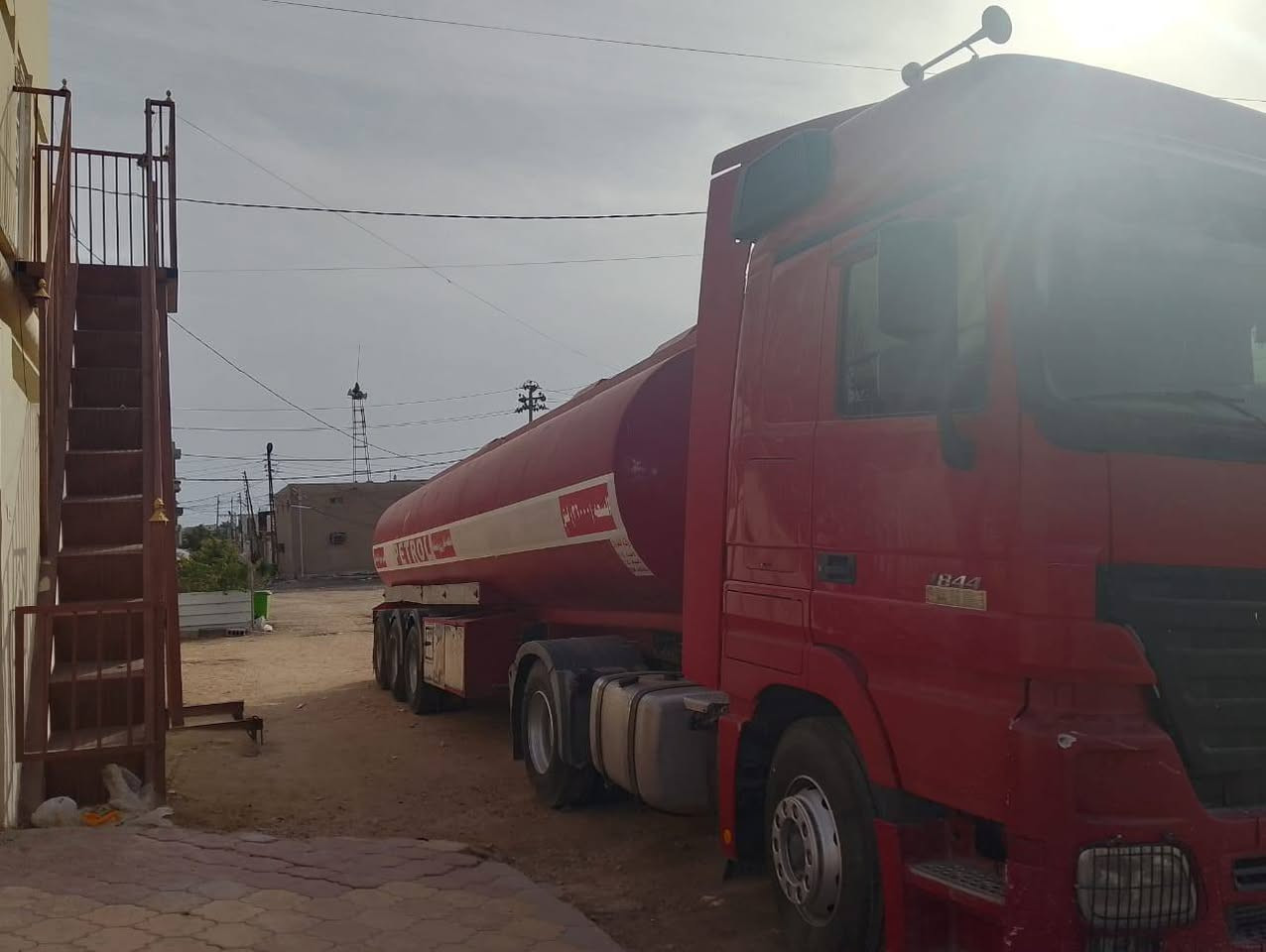 من رخصة الادمن سيارة اكتروز موديل 2007 مكفولة تخم تاير جيبي إس السعر وباقي التفاصيل عالرقم ***********
