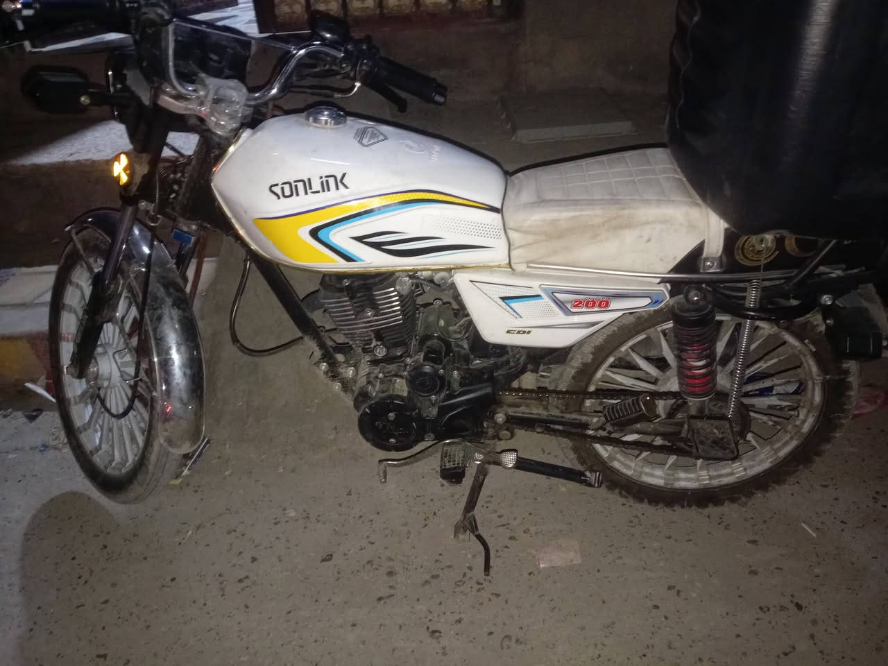 دراجه ايراني سونك للبيع موديل 2025
دراجه نضيفه الشراي يتصل مكاني مدينه الصدر 
رقمي ***********
