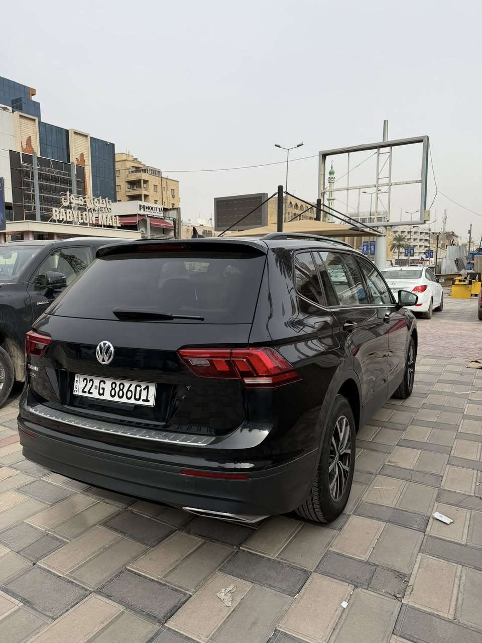 السلام عليكم. للبيع تيكوان ٢٠٢١  ماشية ٥٣ الف حادث سطحي بسيط جدا بدون ايرباك بدون دواخل نص مواصفات سبعة راكب   السياره جديدا جدا وبدون اي  نقص او اي ملاحضات  بوضع الوكالة كلشي بيها جديد. 
مكانها بغداد العامرية او المنصور 
السعر ١٨٠ بيها  مجال بسيط

***********     
***********
