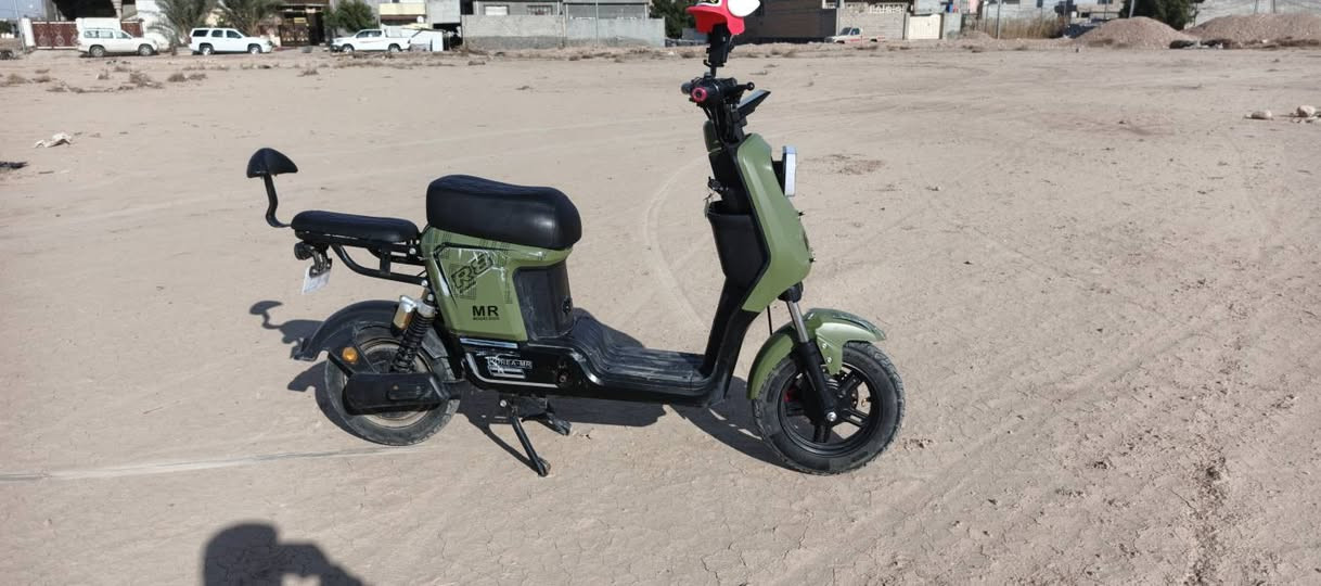 سلام عليكم دراجا شحن ار 8
لالبيع السعر 425بيها مجال لطيبين العنوان
بلدروز البوابا قطاع3 لاستفسار على هاذة الرقم *********** بس الشراي يتصل
