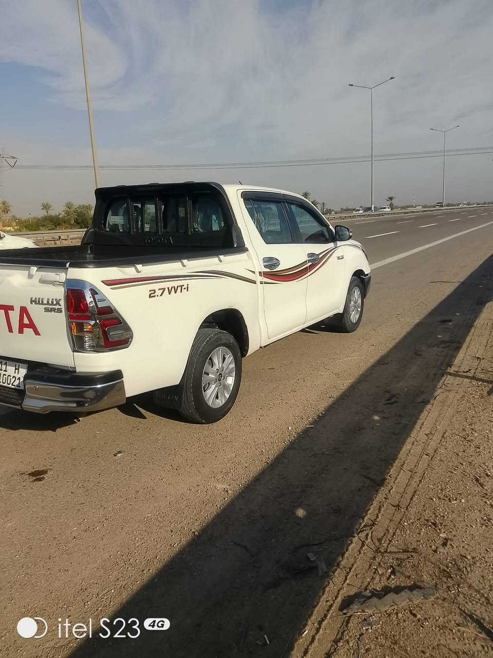 موديل 19 ساز سيارة جاهزة وجديدة جاملق امامي صبغ بدون دواخل مكينة وكير بلاد سيارة جديدة مطلوب مراوس باقل سعر اخذ فرق سعر 275 ..... ***********
