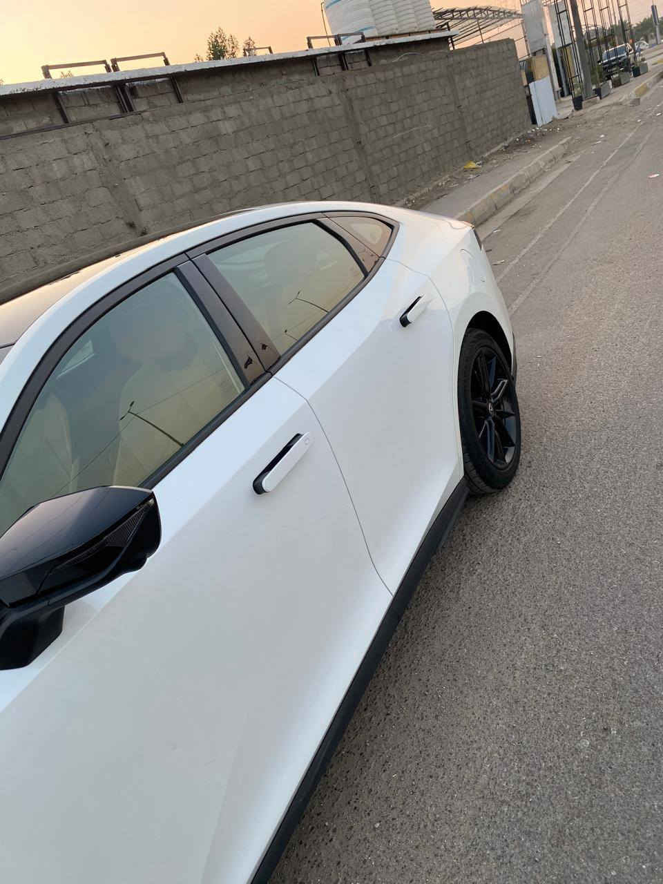 السلام عليكم سيارة شانجان UNI V موديل 2025 كفالة عامة مغلفة ppf  فول مواصفات 1/1 تشغيل عن بعد و جلد لونين اسود وعسلي محرك 1600 توربو بانزين عادي كير AT 8 نمر + بانراما شفتات رياضي تحديد مسار وتحذير بريك تلقائي مانع تصادم كامرات 360 محيطية نضام صوت 10 سماعات تحكم ستيرن 4 جهات قطعتين تبريد امامي خلفي كشنات رياضي تبريد كشنات صندوق تحكم كهرباء ستيرن رياضي زجاج اوتو مع خاصية فتح واغلاق من الريمونت اضائة محيطية متعدده الالوان دخول ذكي بصمة تشغيل عن بعد شحن لاسلكي ماشية 30 الف كيلو متر العنوان بغداد قرب جبار ابو شربت السعر 27،500 بيها مجال بسيط الرقم *********** بغداد, العراق
