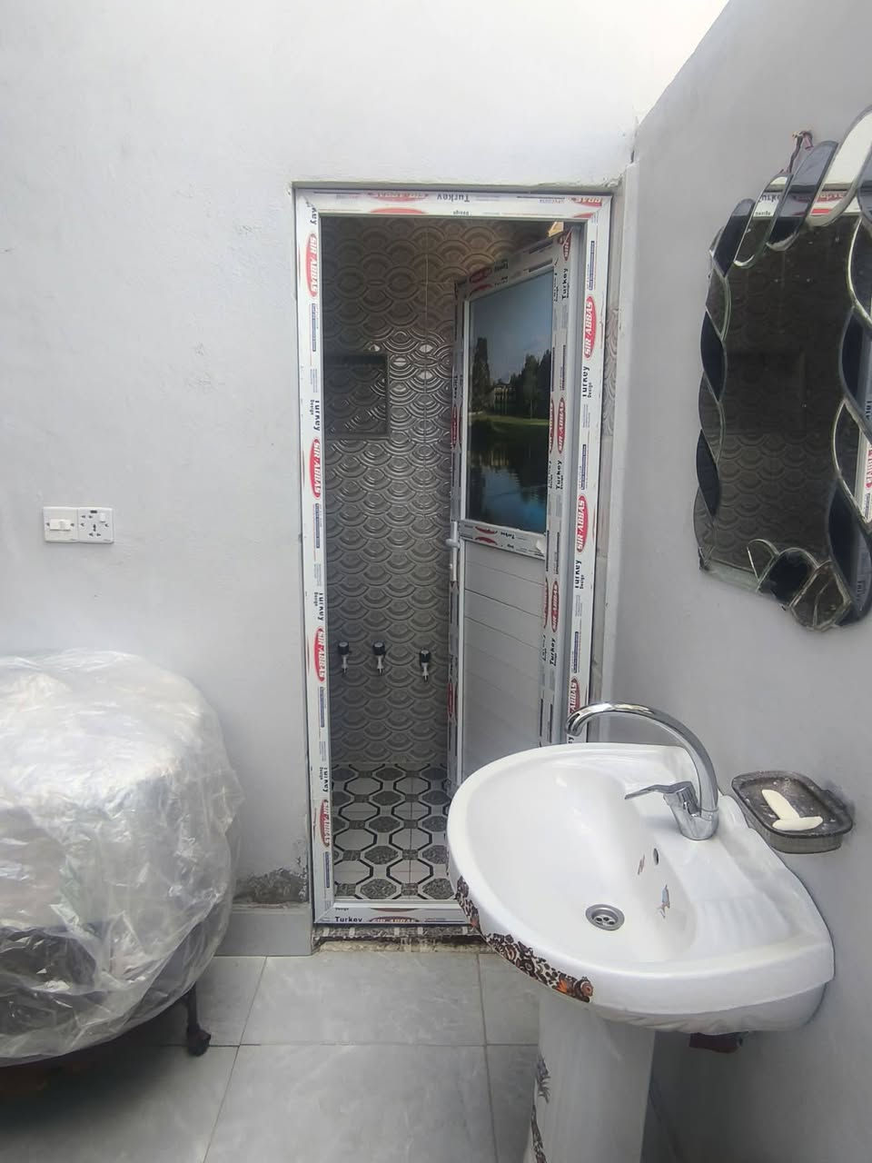 دار للبيع بالنداء شارع مجمع بيتي شغل هندسي درجة اوله ألواح هندي مرمر مساحة البيت 100 متر طابق واحد سعر 87 مع المجال رقم الهاتف واتساب ***********

