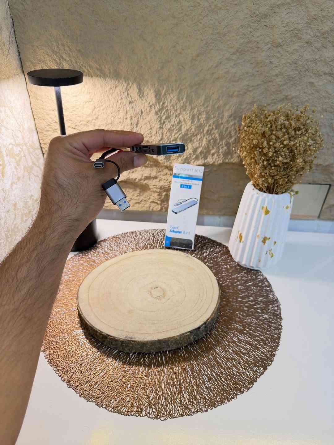 محطـة إرساء (1x8) متعدد المنافذ محمول (تايبسي) و (USB) للهواتف والحاسوب 
ماركـة عالميـة غنيـة عن التعريف 
قاعـده توصـيل عالميه للكمبيوتر المحمول تتضمن اربعة منافذ (USB) ومنفذ (تايبسي) ومنفذ (رام) ومنفذ (بيت رام) ومنفذ (سماعة) (3.5) ملم
نقل سريع للبيانات للكمبيوتر يلبي احتياجات اليوميه 
توافق واسع مع الكامرات  والشاشات والطابعه والقرص الصلب وايباد وكمبيوتر والعديد من البرامج شبابيك وكروم أوبونتو وغيرها 
جديـد بالباكيت 
للتفاصيـل اكثـر داخل الموقع الرسمي 
السعـر ١٨ الف 💰
ملاحظه (عند الشراء فحص المنتج قبل مغادره المندوب بعدها نكون غير مسؤولين)
توصـيل 🚚 بغداد ٥ الاف 
توصـيل 🚚 محافظـات ٦ الاف⁩⁩⁩⁩⁩


**إذا كنت صاحب هذا الإعلان وتريد حذفه لأي سبب، رجاءا أرسل رسالة إلى الدعم الفني**