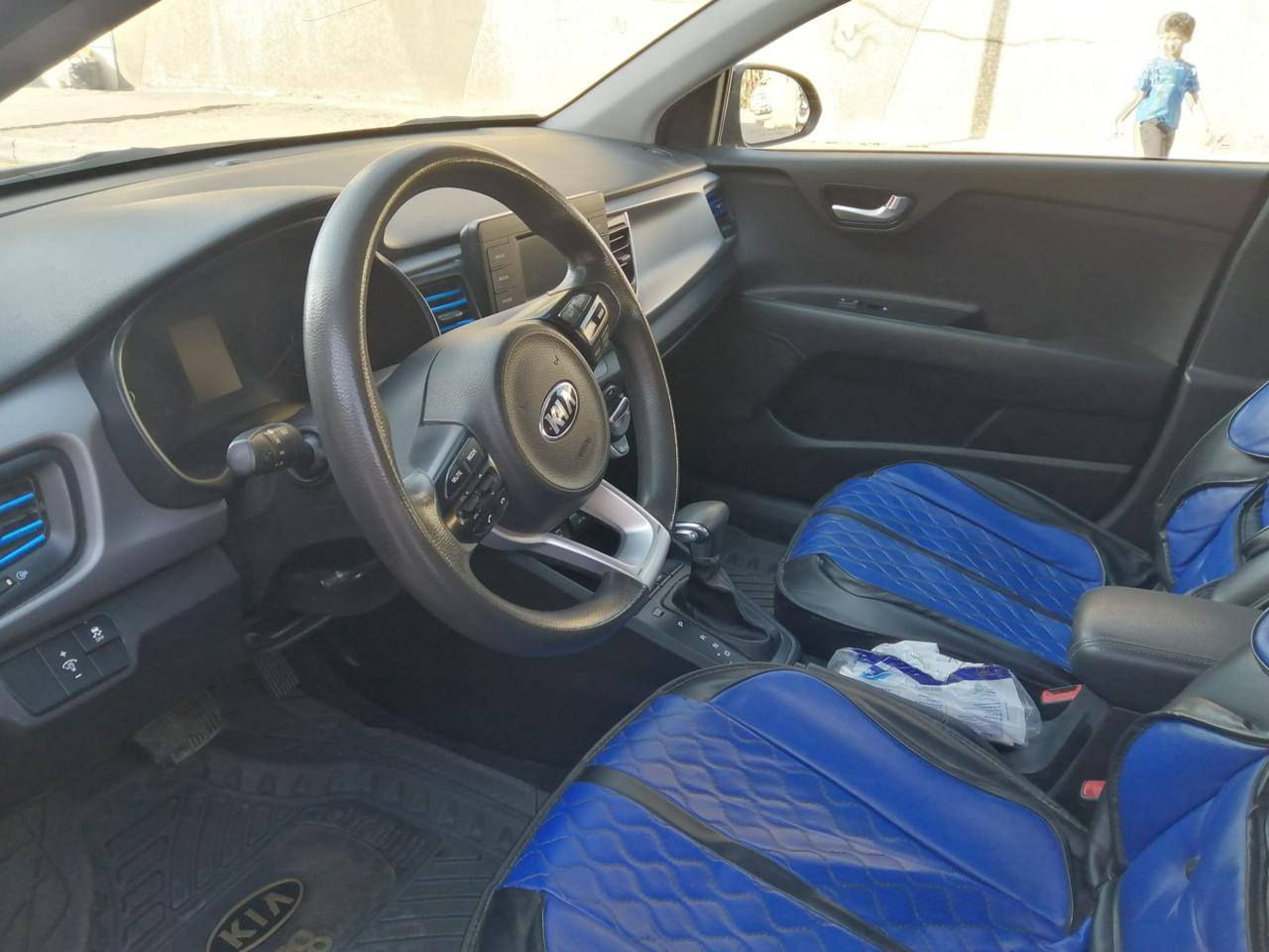 السلام عليكم
كيا ريو 2018 رقم بغداد  محرك 1600 السيارة جاهزة من كل شي داخل نظيف وبيها جراد في بعض الأماكن حادثها بسيط موضحة بالصور الحادث  موجودة في مدينة الحرية / الدولعي السعر 103 وبيها مجال بسيط للاتصال بالرقم ***********

