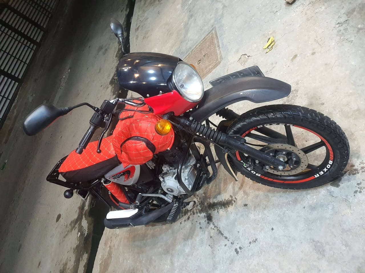 يالله ♥︎
لبيع بوكسر  مرقمه كامله تحويل ثاني يوم لوحتين انكليزي ★

    دراجه خير من الله جديده  مال جناي فول نضافه ونعومه 
مكفوله نن التبخير والتنقيص ضمانك يوم كامل تنقص تبخر ترجع

ماشيه 13 الف 
مكاني بغداد الاعضميه ساحه عنتر 

*********** متوفر وتساب وانتصال
