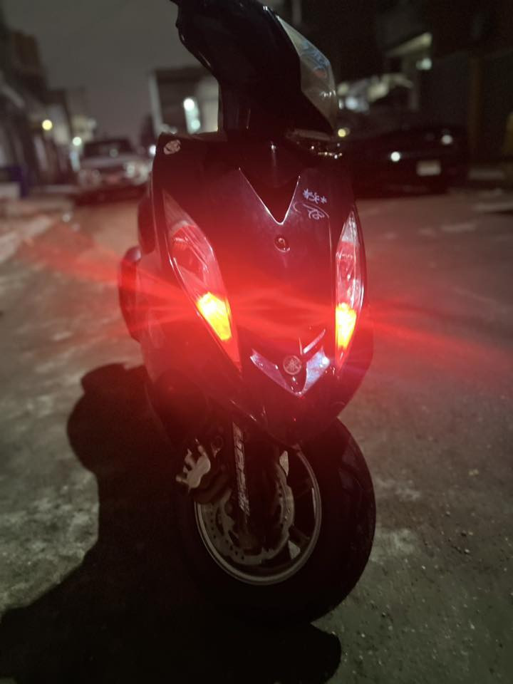 السلام عليكم دراجة جيتي ار للبيع دراجه نضيفه مكفوله كفاله عامه وبيه شلعه شك الكاع  مكان بغداد شارع فلسطين الرقم *********** السعر مليون 50
