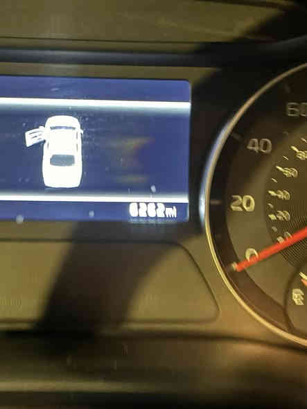 سلام عليكم شباب
***********
فورتي.  مديل. 2024

رقم شاصي يمك. حادثه. سياره. 
جاملق عكس سايق تبديل  بنيد نفسه. 
معمر. شغل. درجه أوله 
دعاميه نفسه مصلحه 

مواصفات سياره معروفه 
دوس بلاديه مالته وياهه. 
شاشه كاربلاي  
مانع نزلق 
اشاير مري 
رادار. بل مري 
رادار امامي 
توقف ذاتي 
ويل كبًً 
سياره ماشيه 6الف م

ملاحضه سياره. بدون. رقم. بدون رقم. دون رقم 
مدفوع. كمرك وكامل 
ترقم جميع محافظات 

سياره. جديده بمعنه كلمه.مدينه الصدر 

***********
