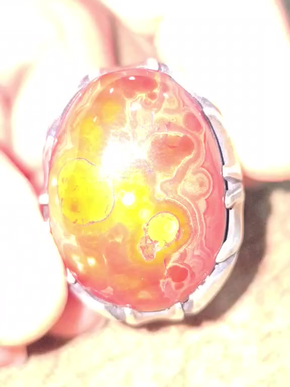 ياالله السلام عليكم كل عام وانتم بخير 
متاح خاتم سليماني احمر لعشاق السليماني صياغة علي عنوز ثقيله جدآ مكاني السماوة ***********
