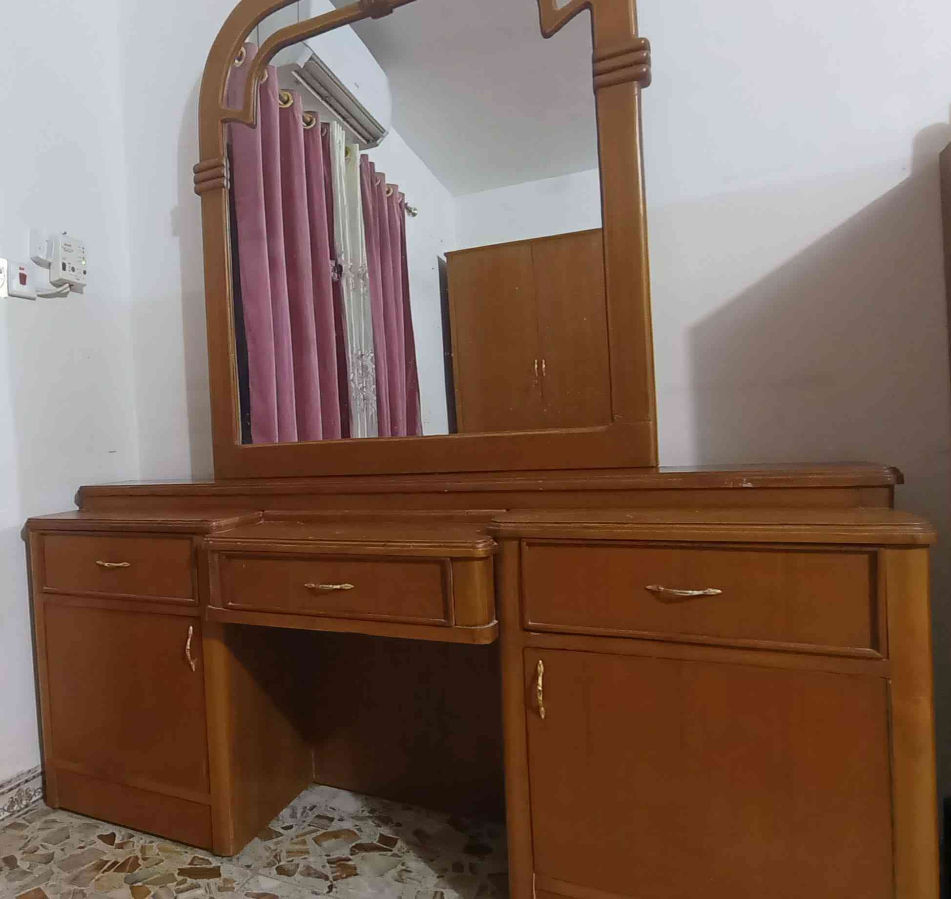ميز تواليت جديد نجاره عراقي مابي ضرر سعره 100 الف


**إذا كنت صاحب هذا الإعلان وتريد حذفه لأي سبب، رجاءا أرسل رسالة إلى الدعم الفني**
