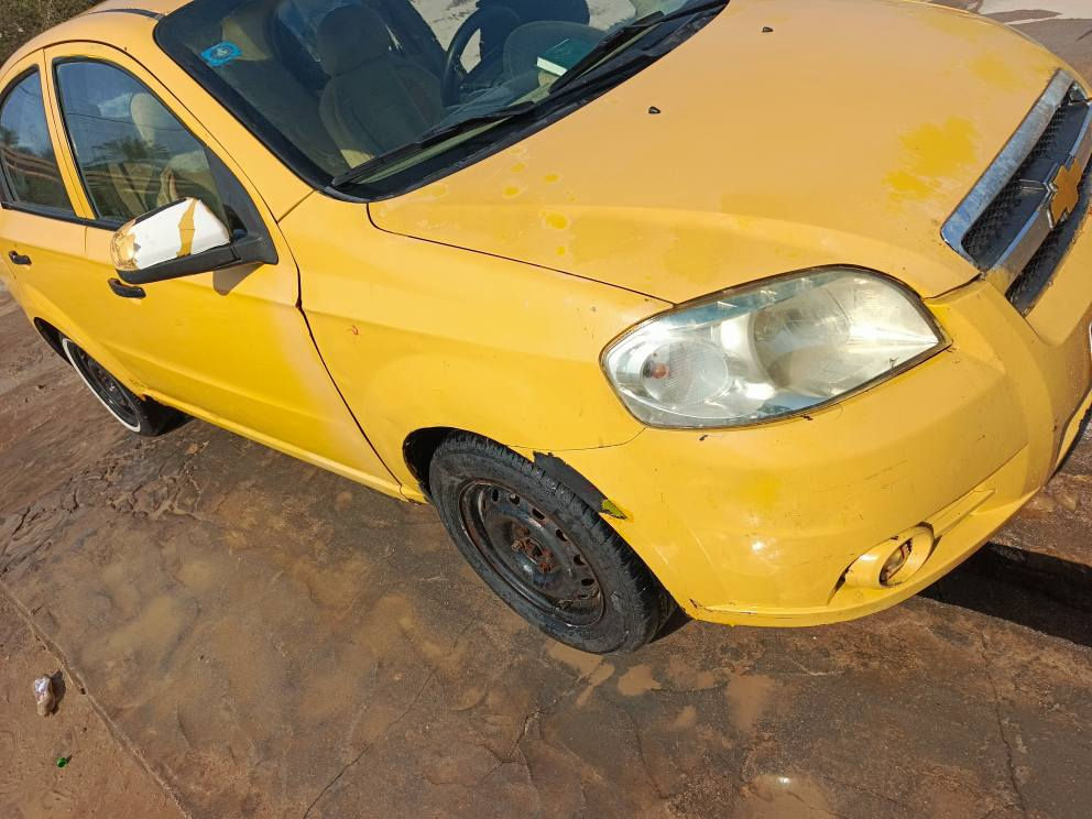 السلام عليكم افيو 2011 سنوية 2027 سيارة حلوة ونضيفة رقم بصرة مشروع وطني تداور ثاني يوم بالسماوة  بيه ضربة بالجاملغ الأيمن سعر 55 ورقة وبيه مجال مكاني سماوة رقم ***********
