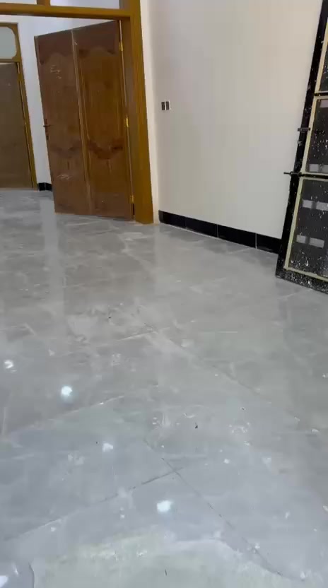 دار للبيع مساحه ١٠٠متر طابق ونص صب كونكرت موقع مميز جدااا شارع ٢٠ مفتوح على شارع ٦٠ العرضيه الأول  منطقة ٥٦ 
مطلوب للمصرف ١٠٠ تطلوعه ٥٠ قفل 
مكتب بيعة الغدير 
***********
