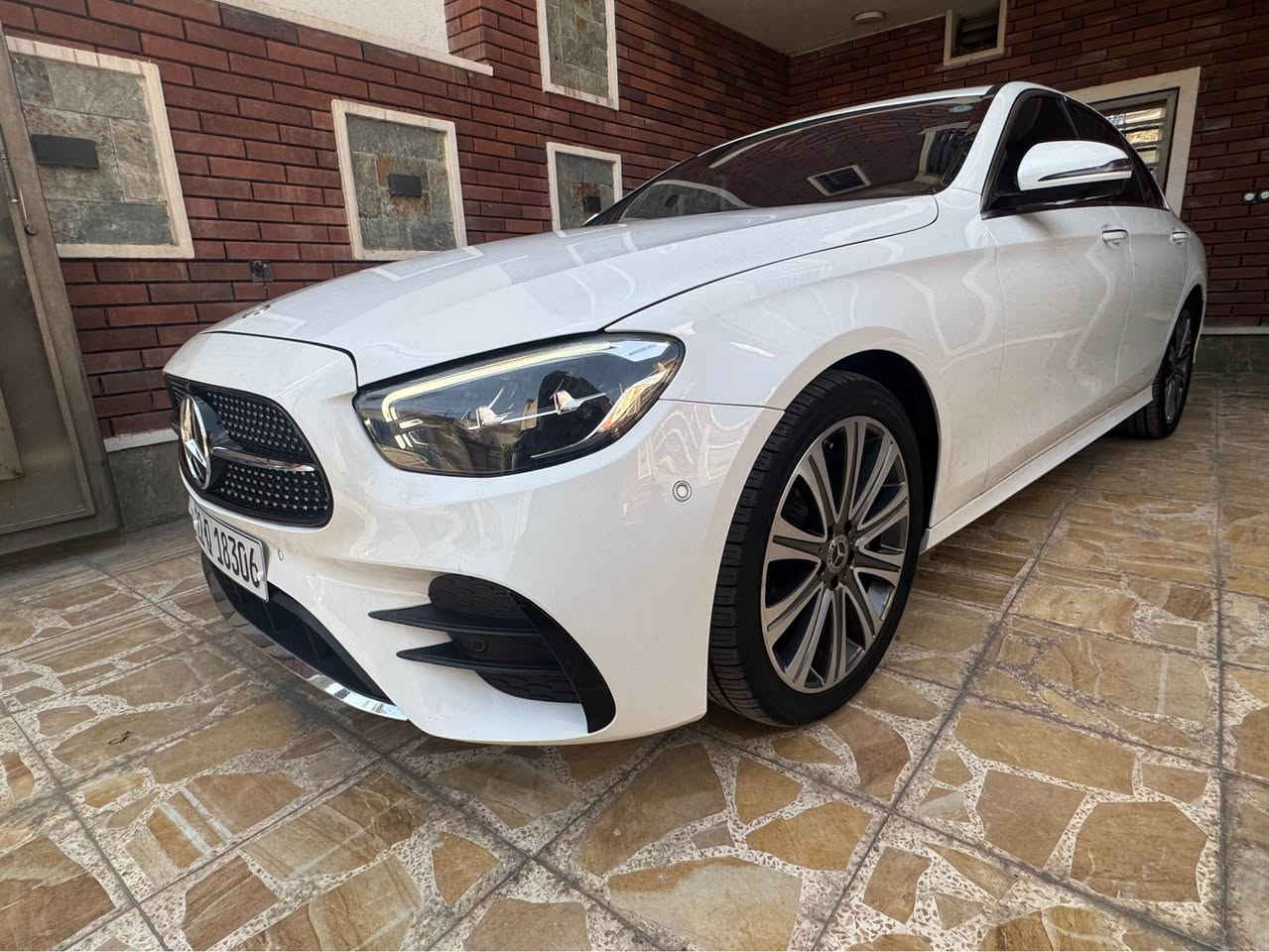 ✨️ Mercedes-Benz E350 2021 ✨️

للبيع سيارة نظيفة ومميزة جداً، وارد أمريكي، حادثها كان بسيط جداً وتم إصلاحها باحترافية، والسيارة جاهزة للاستخدام مباشرة بدون أي مصروف.

للاستفسار /***********☎️☎️
✅ موديل 2021
✅ عداد 44 ألف ميل فقط
✅ محرك قوي واقتصادي
✅ 5 كاميرات (360°)
✅ سلايد روف
✅ زجاج مظلل مرخص رسمي
✅ داخلية فاخرة ومريحة
✅ أنظمة أمان ومساعدة قيادة متطورة
✅ حساسات أمامية وخلفية
✅ تشغيل بصمة وستارت
✅ شاشة كبيرة متعددة الوظائف
✅ إضاءة LED فاخرة
✅ جاهزة من كل شيء ولا تحتاج أي صرف

📌 السيارة باسمي شخصياً وجاهزة للتحويل

💵 السعر: 32,900 دولار (329 ورقة)

📍 العنوان: بغداد – الدورة – شارع أبو طيارة

للمهتمين يرجى التواصل على الخاص أو الاتصال مباشرة.

🔥 سيارة أنيقة، مريحة، وفخمة وتعتبر فرصة حقيقية لمن يبحث عن E350 نظيفة وعداد قليل بغداد, العراق
