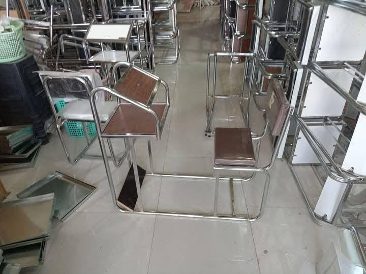 كرسي صلاة الثابت
السعر ٦٠ والتوصيل مجاناً 
للحجز يرجى التواصل عبر الواتساب ***********
