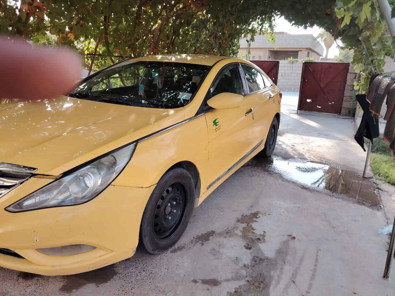 السلام عليكم ورحمة الله وبركاته
سيارة سوناتا تكسي
للبيع او مراوس شرط سياره حديث ضررها جاملغ وبونيد محرك 2400 GDI
كير عادي للاستفسار الاتصال على هذا الرقم ***********
