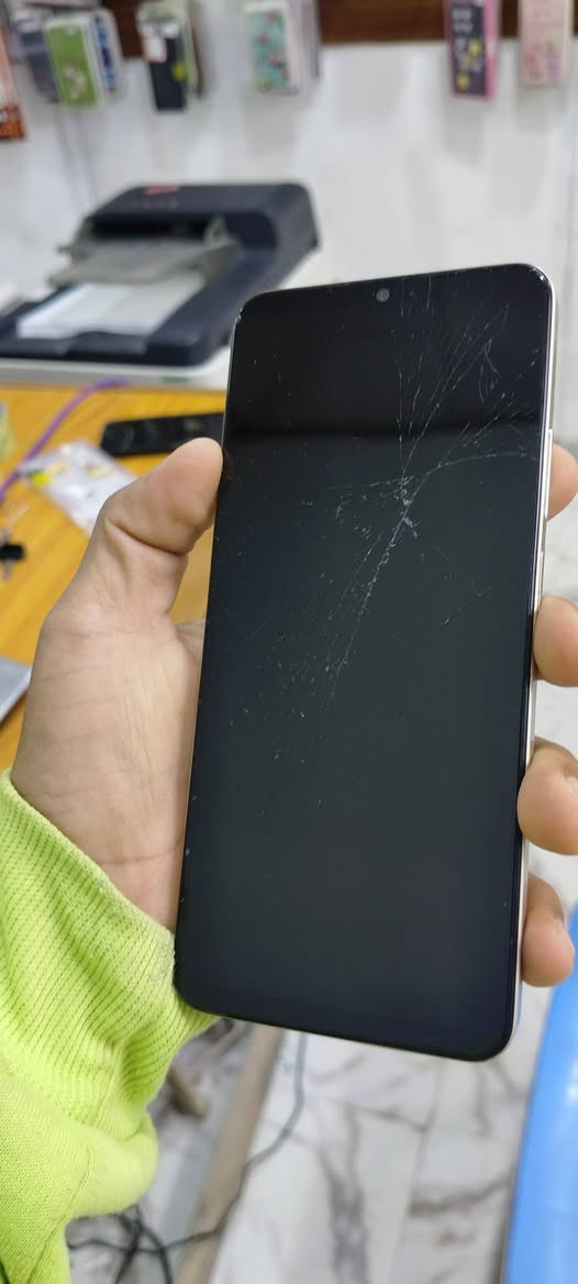 يتوفر  هاتف ريلمي C53   استعمال قليل  بي فقط فطر  بشاشه  ذاكره 128 بطاريه 5000 شحنه جيد جداً وسعره بس ب 65 الف  ويا كارتون 🔥🔥🔥🔥 العنوان قيصريه الفجر رقم 3 رقم المحل 72


**إذا كنت صاحب هذا الإعلان وتريد حذفه لأي سبب، رجاءا أرسل رسالة إلى الدعم الفني**