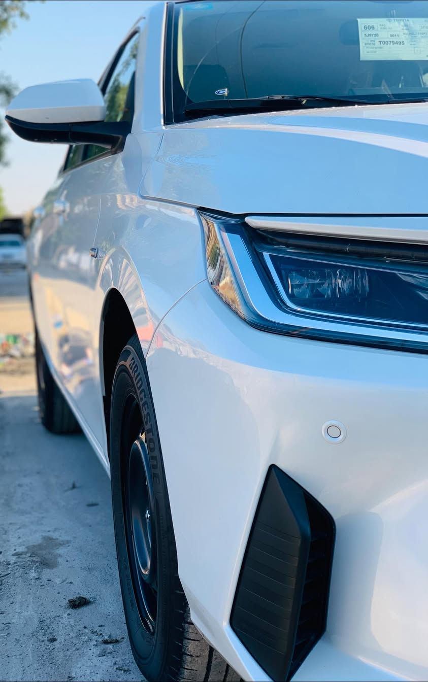 سلام عليكم
 
تيوتة يارس موديل 2026  السيارة زيرو صفر كيلو متر 

مرقمه بغداد سنويه بسمي السعر 163 ورقه 
الستفسار ***********
