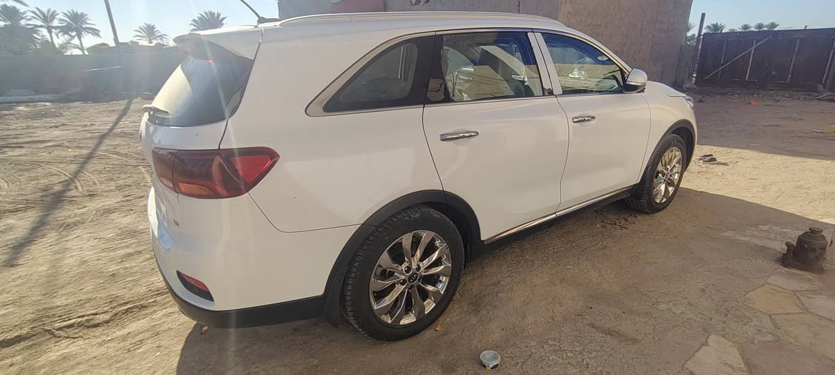 السلام عليكم ورحمة الله وبركاته 
سورنتو 2018
شكل2020
كفاله عامة رقم بابل إنجليزي 
رقم الهاتف 
***********
***********
خابر و تدلل
