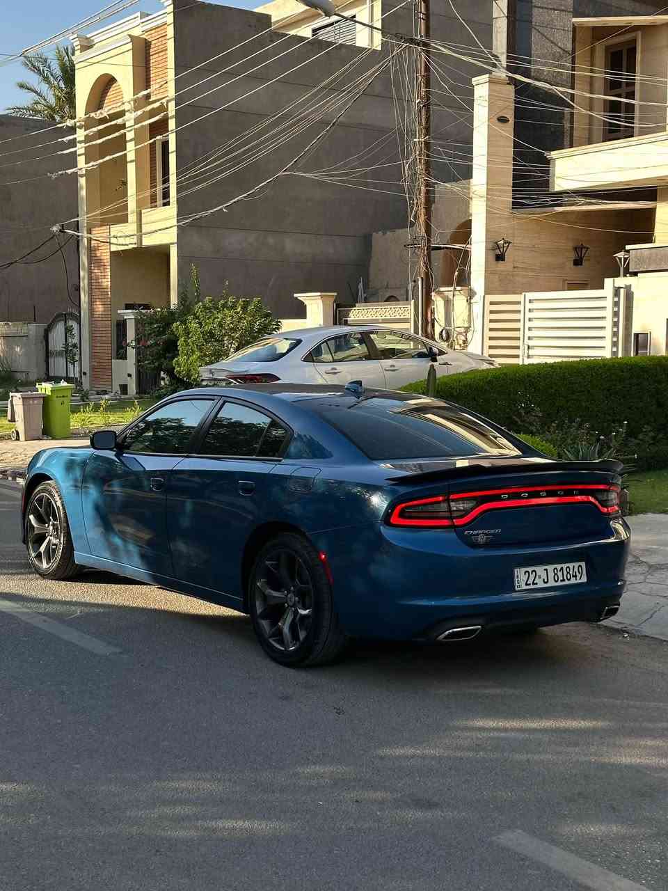السلام عليكم 
للبيع جارجر 2023 رقم اربيل امريكي حادث السيارة قطعة وحدة ايرباگ البردة فقط ، بنيد محدث وبيهه رصعة تعديل BDR بالقمارة اثر التحميل السيارة جديدة وجاهزة من كلشي تايرات جديدة وصدر جديد 
مواصفات السيارة :
• كشنات جلد
• شاشة كبيرة
• ⁠بصمة
• ⁠حساس خلفي
• ⁠كاميرا
• ⁠تشغيل عن بعد
• ⁠كشن كهرباء
• ⁠تبريد قطعتين
• ⁠منظومة زينون
• ⁠مواصفات الجارجر معروفة
• ⁠السعر 228 بيهه مجال بسيط جداً
رقم الهاتف : ***********
مكان السيارة بغداد العامرية
