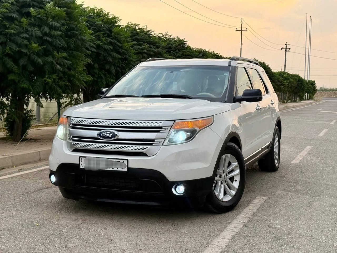 فورد اكسبلور 2012 وارد كندي بدون ضرر مكفوله  ماعده جاملغ ايمن بي شخط ومعالجي سبعه راكب  بنوراما دبل فتحه حساسات خلفيه تدفئه تبريد كشنات كهربائيه رقم اربيل انكليزي فول مواصفات محرك 3500  السعر( 148 ) مكان السياره الحله
***********
