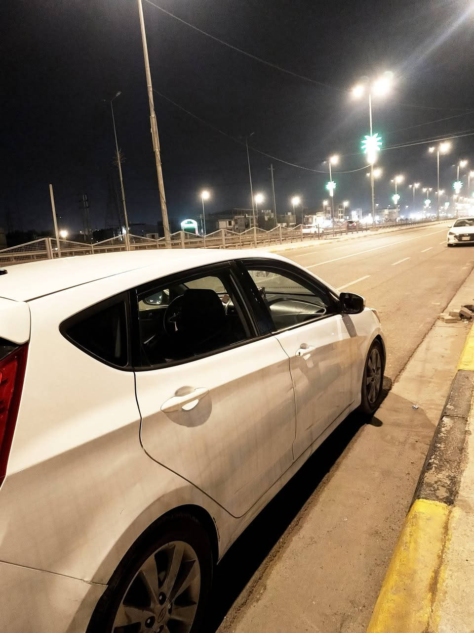 سلام عليكم
سياره اكسنت موديل 2012
محرك 1600
سياره نضيفه
رقم كربلاء
سنويه 2030
سعرها 87 وبيها مجال حك جيتك
مكاني كربلاء
***********
