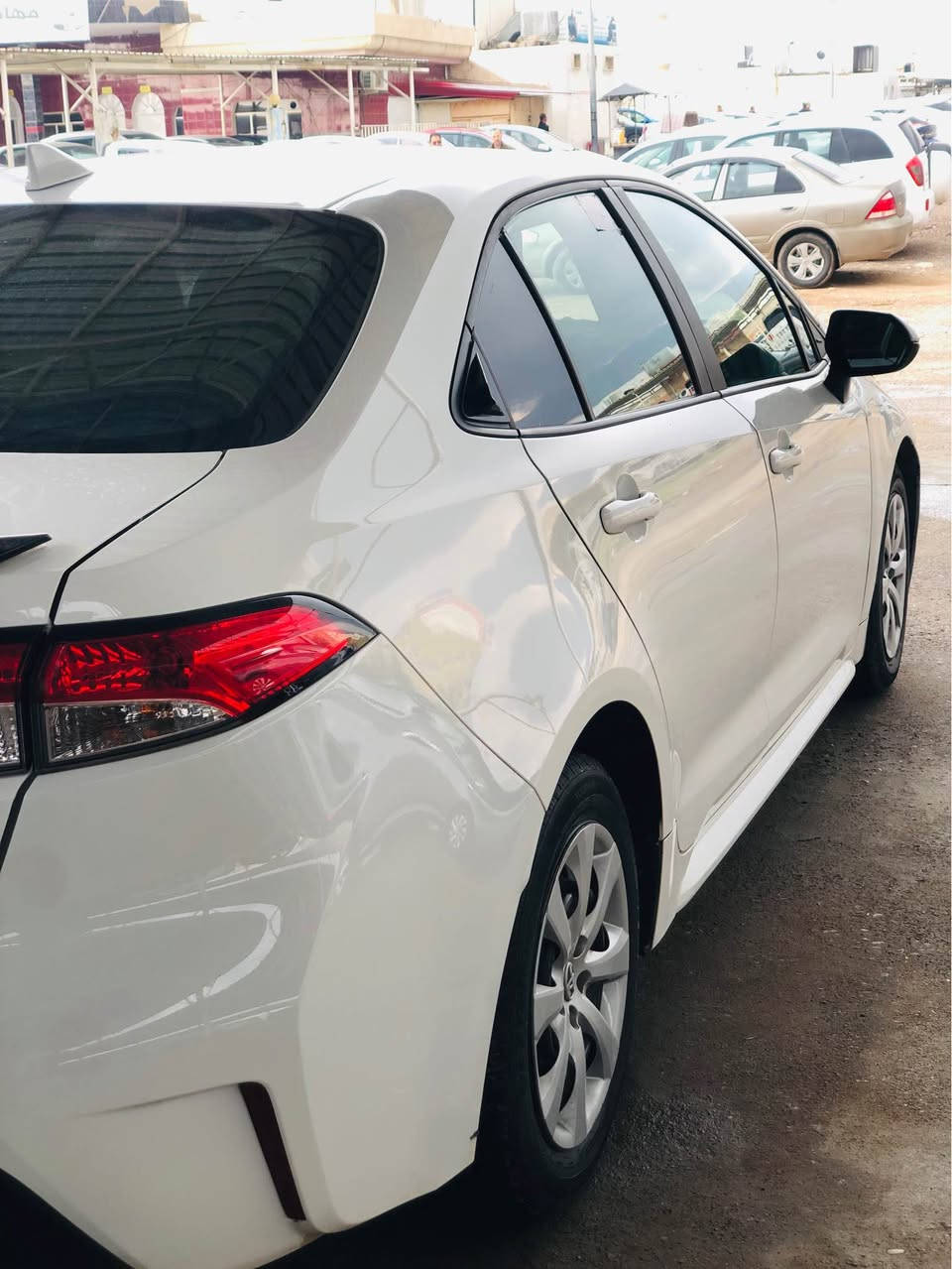 موديل2023سبوغ ربع بولند و ده رگه بي داخلي ايرباگ سوكان سيسته م موسفاتLEكوشن هيته ر سپي به فري 14هزار ماشي بي تعديل گير مه كينه شه رت رقم موبايل 📱 *********** Singapore
