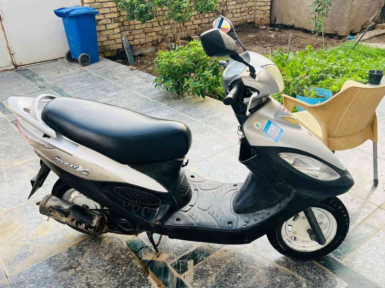 السلام عليكم دراجه كامكو كلش مرتبه الدراجه مفتوحه وكلشي شغال بيها ومشي خير من الله *********** الشطره
