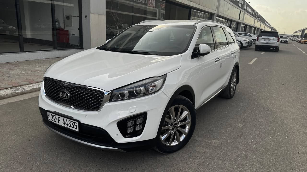 كيا سورينتو 2018 وارد خليجي
السياره بلا ضرر ومكفوله ماشيه 136 الف كيلو متر 
محرك 6 سلندر كير ومحرك شرط السياره فول مواصفات عدا البانورما 7 راكب 3 قطع تبريد صندوك شفط مرايا شفط ترحيب ذكي كشنات كهرب هيتر ترايها يخبل السياره جاهزه كلشي ماتصرف عليها باقي التفاصيل اتصل *********** متواجد واتساب 
السعر 232 بيها مجال
مكان السياره موصل المعارض الجديده
