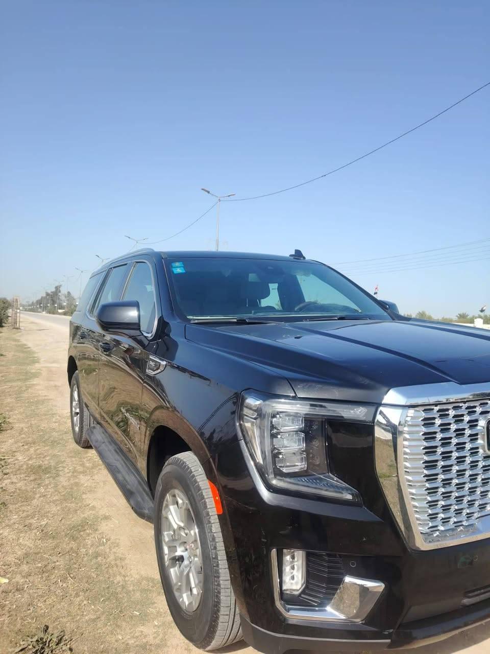 📢 للبيع: GMC يوكن 2023 – حالة الوكالة تقريبًا
🚙 النوع: جي إم سي يوكن (Yukon)
📅 الموديل: 2023
📏 الممشى: 22,000 كم فقط
👤 الملكية: باسمي ومسجلة رسميًا
📄 الرقم: بغداد
🎨 اللون: أسود ملكي
🔧 الحالة العامة: ممتازة جدًا – فحص كامل يطلعها نظيفة 100%
🛠 الميكانيك: مكينة وجير وشاصي بدون أي ملاحظات
💺 الداخلية: جلد أسود نظيف جدًا – بدون تمزق أو بهتان
🖤 الخارجية: طلاء وكالة – بدون صبغ أو حوادث
⭐ المواصفات والتجهيزات:

• رادار مانع تصادم
• بصمة تشغيل + دخول ذكي
• شاشات أمامية وخلفية
• كاميرا خلفية + حساسات أمام/خلف
• مقاعد كهرباء مع تبريد وتسخين
• تحكم دركسون
• تكييف أمامي وخلفي قوي جدًا
• نظام ملاحة + بلوتوث
• جنوط وكالة
• إضاءة LED
تفاصيل أكثر اتصل ***********
