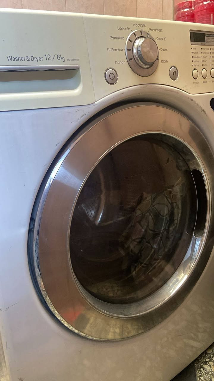 غسالة LG استخدام بيتي للبيع بسعر 200 الف
المكان الكاظمية 

للاستفسار الاتصال ***********
