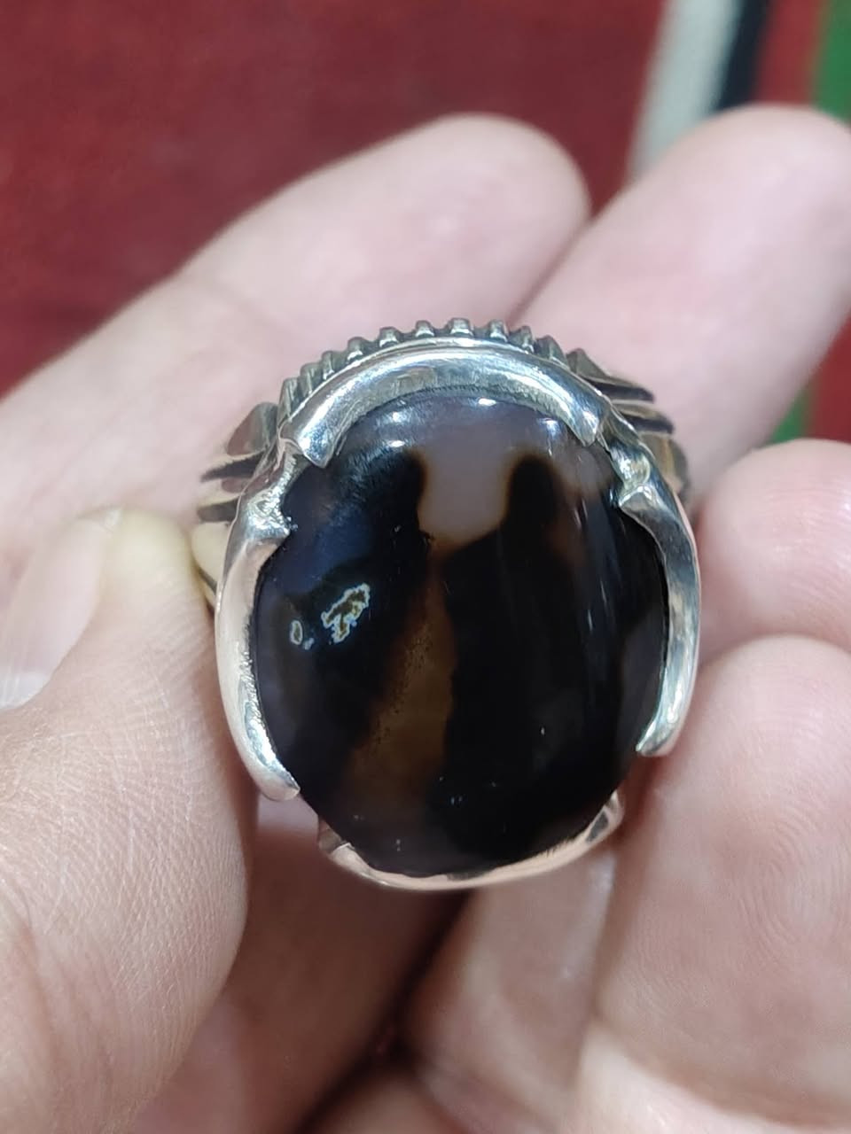 عقيق يماني 250 ألف بغداد ***********
