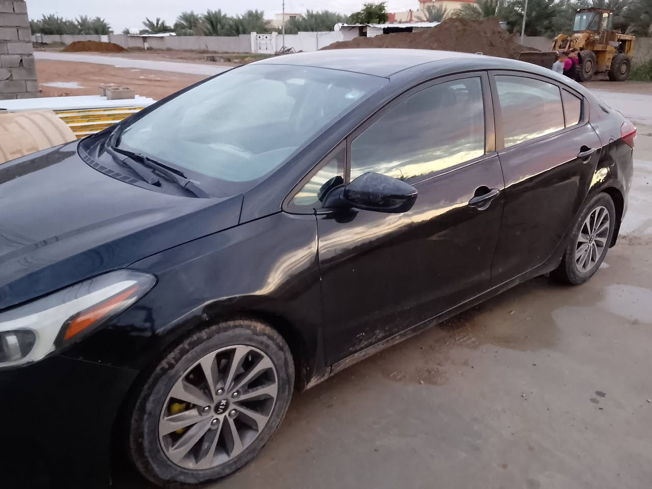 السلام عليكم فورتي ١٧شمالي بسمي تحويل ثاني يوم سيارة خير وبركة مال جناي كير مكينة  خير من الله صدر ٨٠المية دواخل كلش بيها صبغ ٤قطع بدون دواخل دواخل كلها مكفولة السعر 100بيها مجال مكان ديالى بعقوبة ***********
