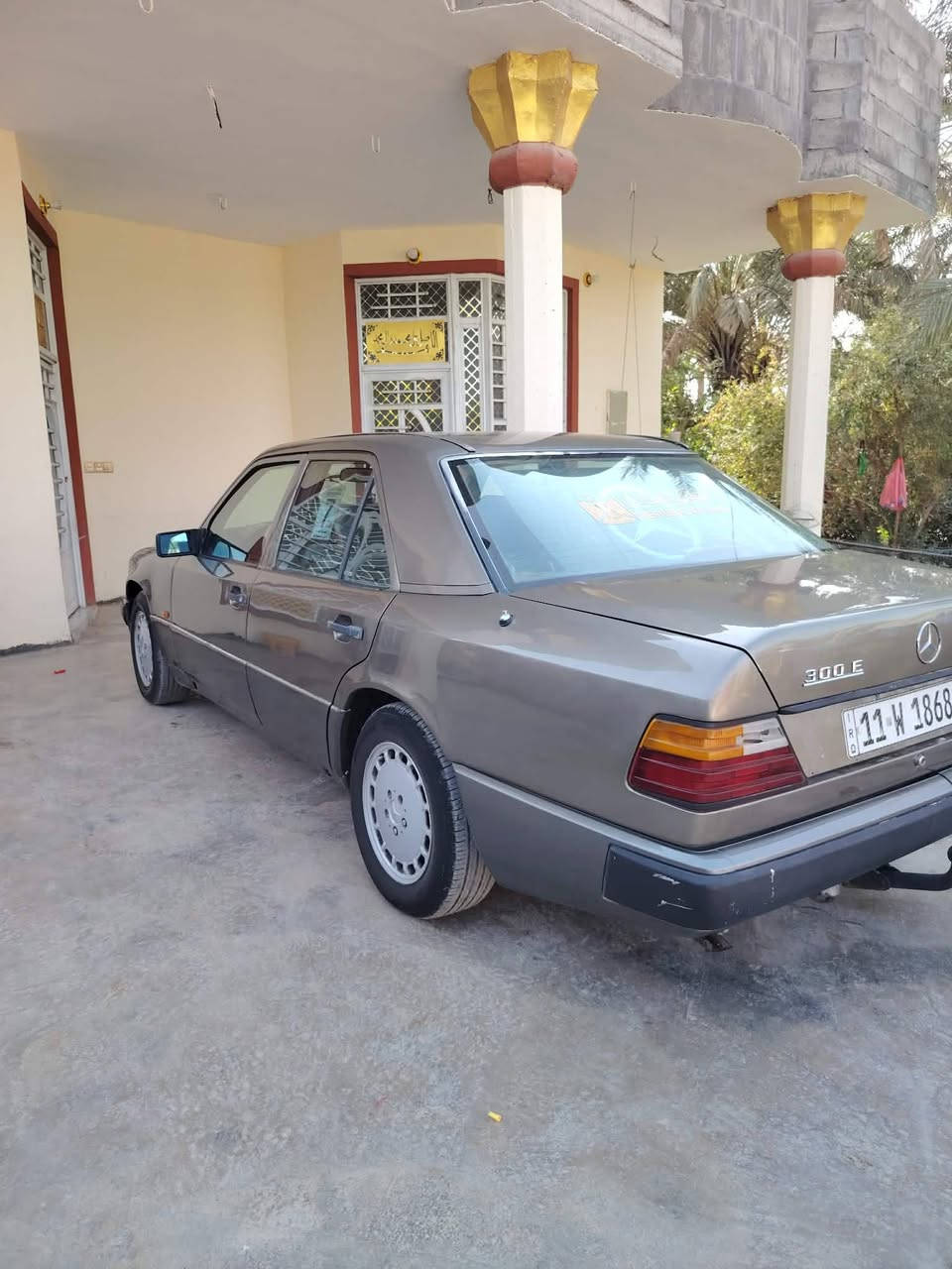 السلام عليكم مارسدس موديل89
رقم بغداد الجديد مكانه ديالى دلي عباس اني
مكلف بل نشر السياره جديده بدون ضربه دوشمه جديده 
بسم صاحبه تحويل مباشر ***********
