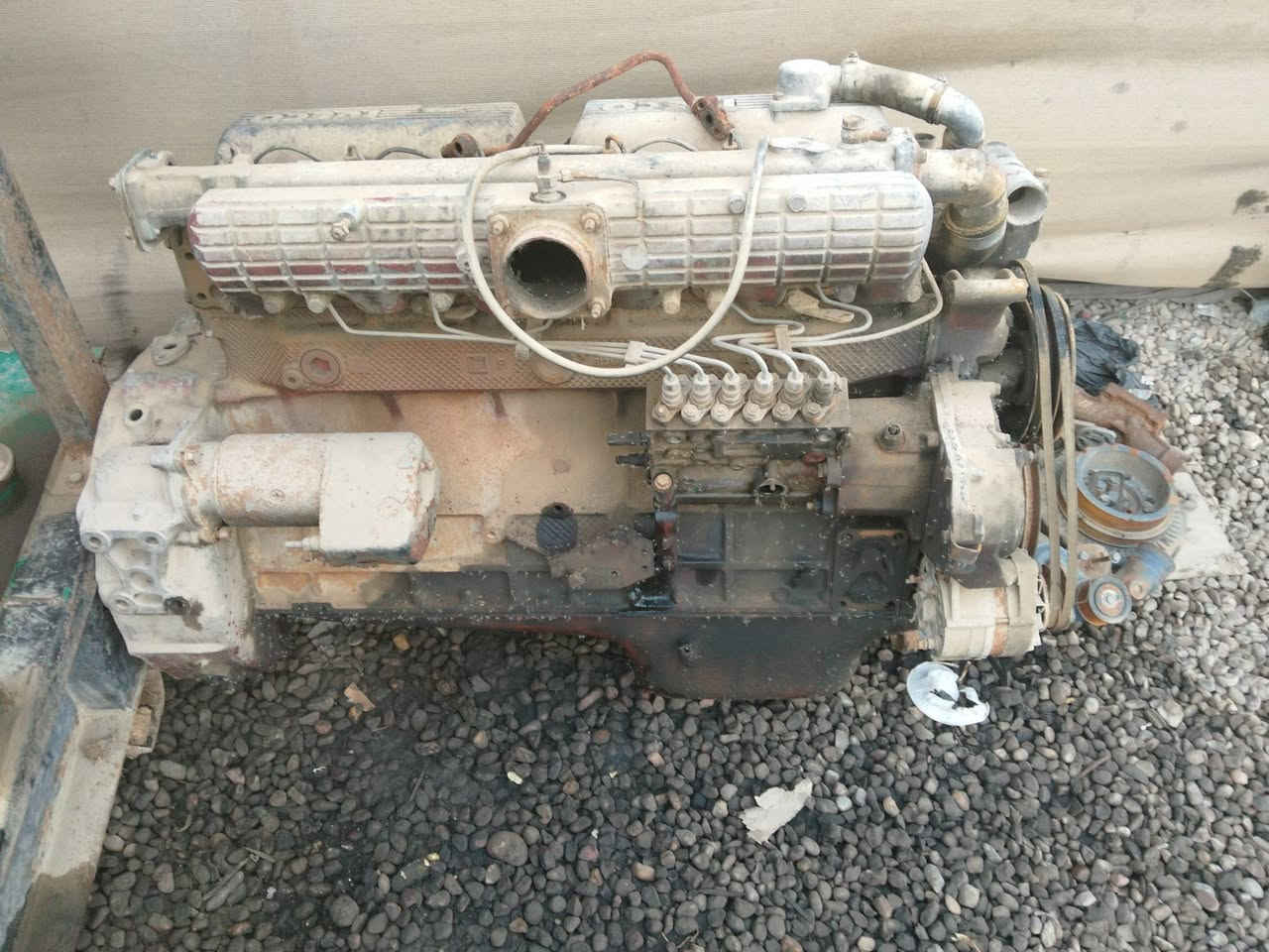 سلام عليكم
محرك افيكو سوبر خلفي المحرك اوربي ما مفتوح 
محرك افيكو 120 حارك 
***********
