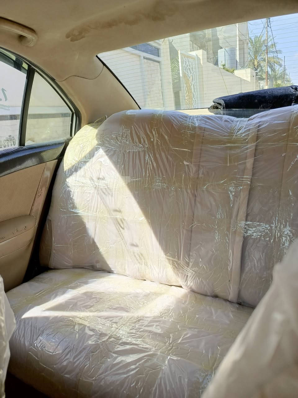 سلام عليكم سوناتا للبيع موديل 2011 خليجي فول مواصفات بسمي سنويه وهزه جديده بيهه صفحه سايق ومصبوغه عام سياره حيل حلوه مال جناي محرك وكير فول محرك 2400 داخل صاج بيجي  ***********
