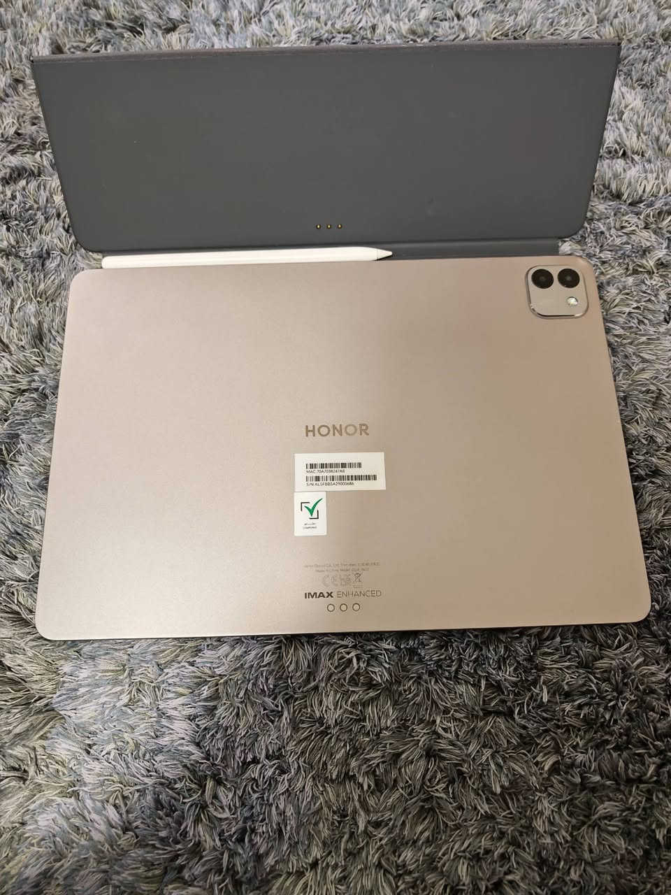 السلام عليكم🤍✨
هونر ماجك باد 3 

Honor Magic Pad 3❤‍🔥

ذاكره : 512 ♥️✨
رام : 16 + 16 🔥

يدعم الذكاء الاصطناعي AI

شاشة بحجم 13.3 انج

بتردد ( 165 hz هيرتز )

بطاريه بسعه 12450 الف
شاحن 66 واط

ملحقات كامله قلم + كيبورد + شاحنة+ كارتونه

السعر: ( 900) ألف فقط

علماً سعر الجديد  مليون و200


**إذا كنت صاحب هذا الإعلان وتريد حذفه لأي سبب، رجاءا أرسل رسالة إلى الدعم الفني**