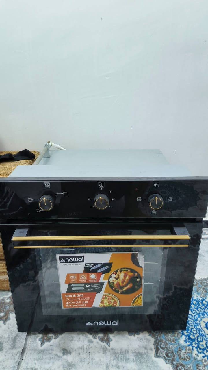 السلام عليكم طباخ + فرن للبيع
طباخ فرش 4 عيون منظدي حجم 60×60 سعر 90 
فرن غاز + كهرباء جداحه حجم 60×60 سعر 120 
نضافة ٩٨ بلمية 
مكاني كربلاء الحر الصغير 
***********
