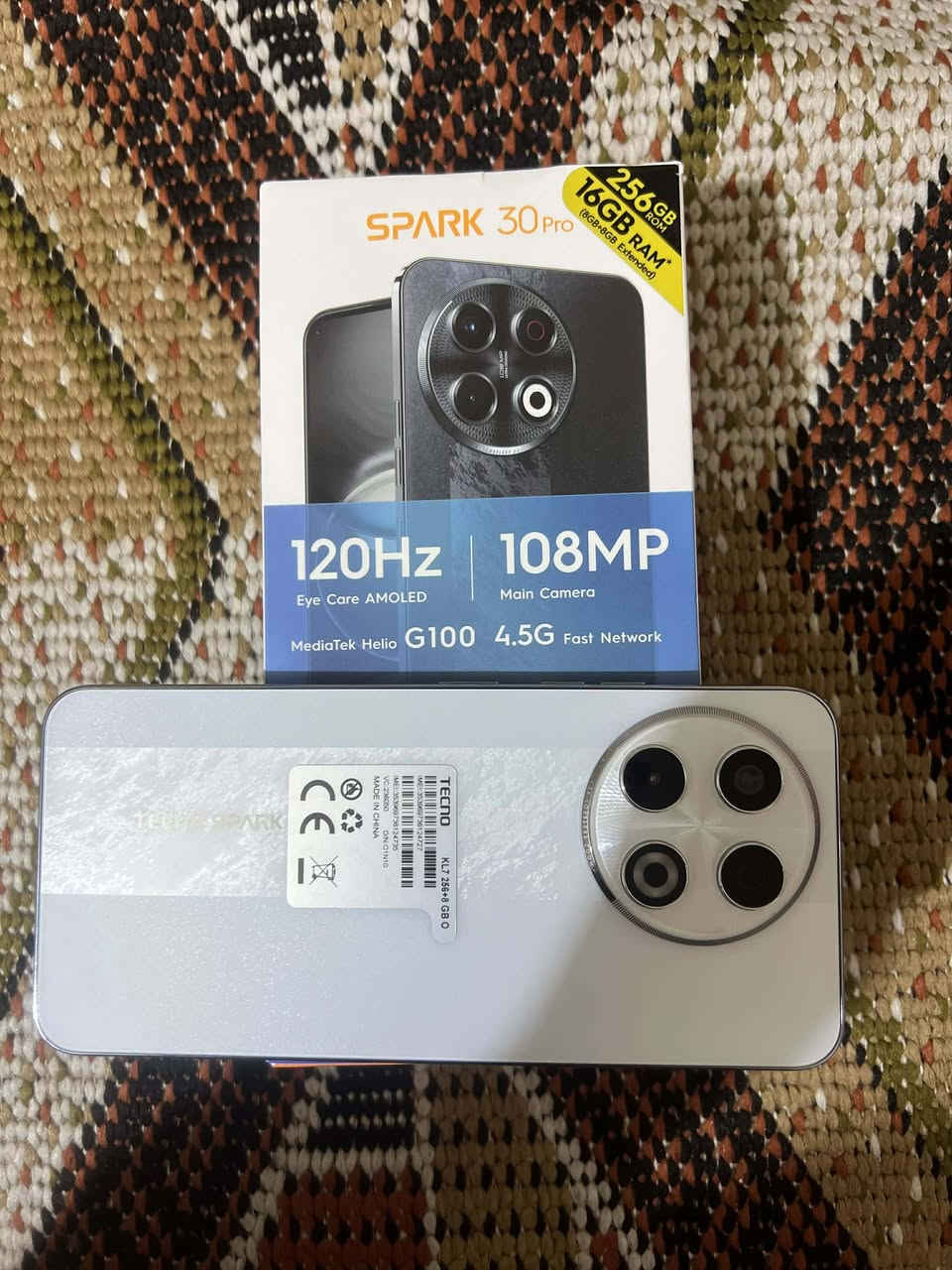 تكنو سبارك 30 برو 
جهاز نضيف 
 ذاكرة 256
  60 فريم ببجي فول سلاسه 
معا كامل ملحقات
 سعر 190 
تواصل واتساب فقط 
***********
