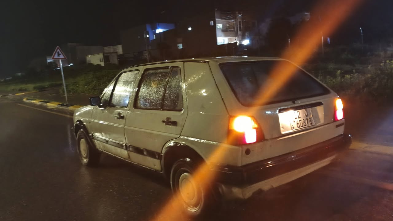 السلام وعليكم
كولف للبيع 
موديل 1986
محرك وكير شرط
المحرك صفر ثمانية 
طخم شرط
رقم انكليزي حديث
سنويا بأسمي شرط التحويل 
السعر 29 وبيها مجال 
مكاني تلكيف ***********
