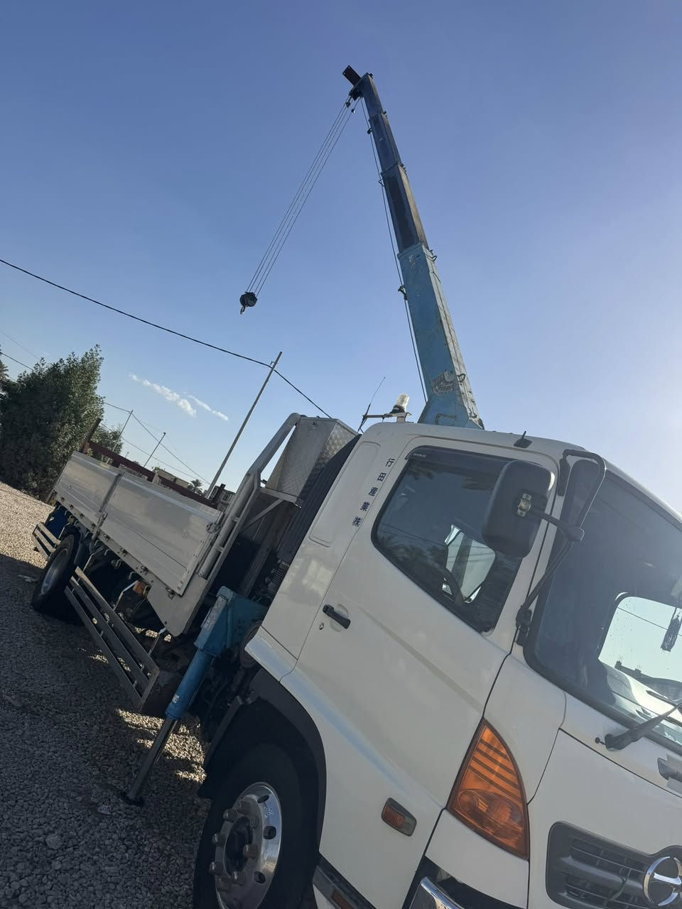 السلام عليكم للبيع هينو شيطان كرين 3 سلايتات رقم بصره دولي بسامينه السياره جديده كارتون وجاهزه ‭ ‭ ‭٠٧٧٢ ٤٣١ ٨٢٦٥‬-***********
