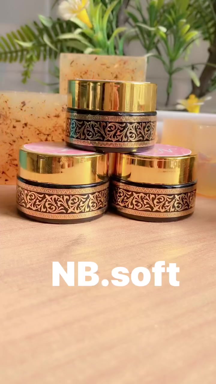 فدوه وافقي مشرفه🤍 بنات اني اشوي كريمات وخلطات ومخاخذه شهاذه وكلهن ضمان وهذا مانع تعرق يدوم 72 ساعه يخبل امانه الله عطره يخبل خالي من عشبه الشبه امانه الله مشروعي صغير وصار اشهر بي ودحاول اطوره😔عندي توصيل الكافه المحافظات 🤍


**إذا كنت صاحب هذا الإعلان وتريد حذفه لأي سبب، رجاءا أرسل رسالة إلى الدعم الفني**