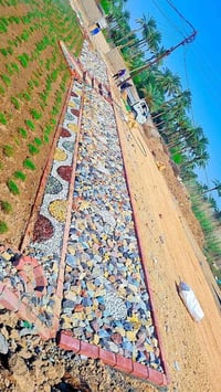 بابل • حجر طبيعي • نافورات وشلالات