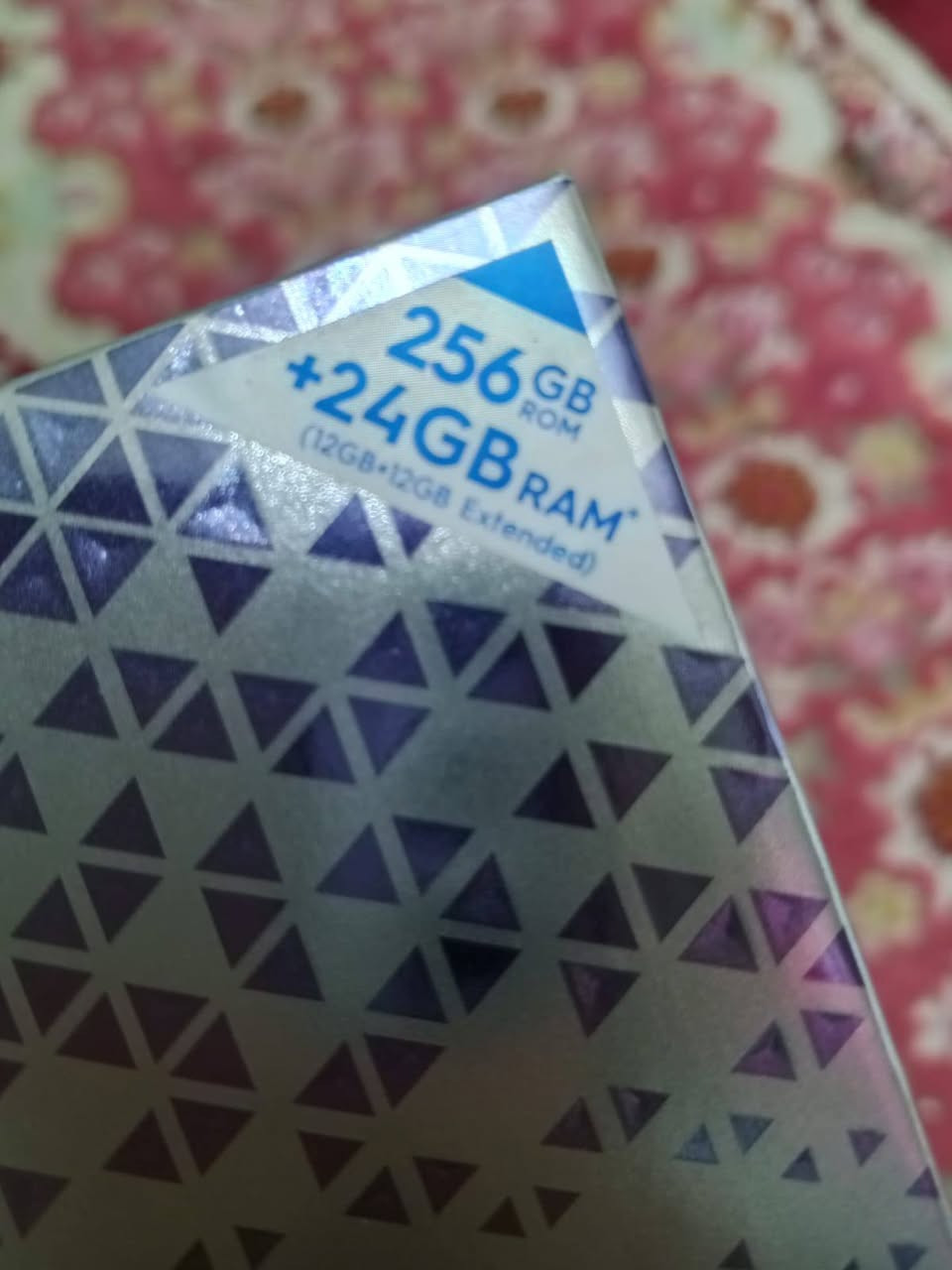 سلام عليكم
جهاز ستعمال 4  ايام فقط
تكنو كامون 40برو فايف جي
ذاكره 256   ولرام  12+12
رايده 350
لن اخذته ب 430
متواجد خاص


**إذا كنت صاحب هذا الإعلان وتريد حذفه لأي سبب، رجاءا أرسل رسالة إلى الدعم الفني**