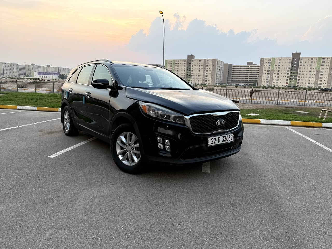 (مراوس فقط گرفان gt موديل2017-2018-2019)
سلام عليكم سورنتو 2018 LX
حادثها بنيد فقط بيهه قرار carfax
اسود ملكي
ماشيه 80 الفkm
4سلندر 2400 GDI

(تفاصيل السياره)
5 راكب
تدفئى گشنات امامية
تحكمات ستيرن 
كشن السايق مساج
ثلاث وضعيات قياده (sport.normall.eco)
قطعتين تبريد 
تبريد ثلج🥶
گير ومكينه على وضع الشركه وحداديه خير من الله 
تخم تاير وباتري جديد 
السياره جديده يشهد الله ناعمه استخدام شخصي السيارة ع أيدي من 2022 
السعر174 وبيها مجال
للأستفسار ***********

#العراق
#سورنتو
