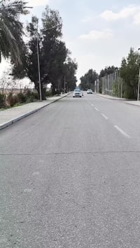 لاندكروز 2017 وايت اديشن اصل فول 1/1 رقم بغداد الدولي الجديد  بسمي رقم...