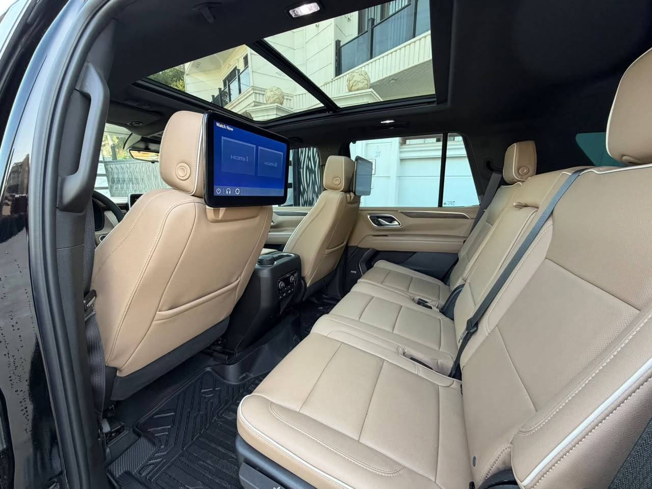 تاهو بريمير مغلفة بالكاملBlack وحماية ppf
موديل 2023 خليجية وكالة(منصور)
ماشية 30الف كيلومتر.(بعدها بحالة الوكالة)
داخل الضمان

السيارة مغلفة بالكاملppf
وبلاك ايديشن بالكامل يم شركة(عبد الصمد)

رقم اربيل بسمي
وبيها كتاب تضليل 80‎%‎ مدفوع مال سنة كاملة
مواصفات البريمير معروف فول الفول***********
