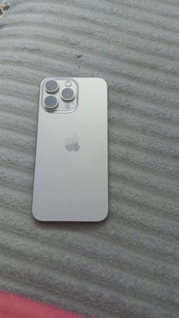 ايفون 15 برو ماكس • ٢٥٦ • فيس ايدي متوقف